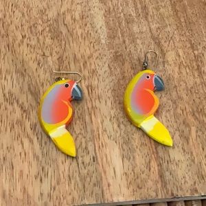 🌸3 for $18🌸 Vintage Handpainted Wooden bright Parrot Dangle Earrings